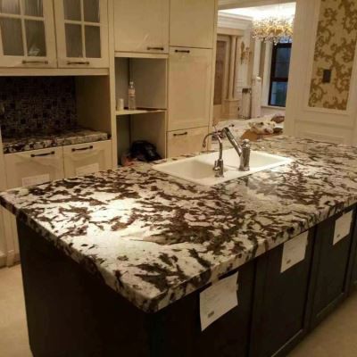 Ċangaturi tal-Granit Abjad Alpinus