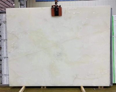 Ċangatura White Jade